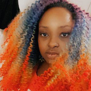 Meet your Posher, Lynne